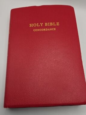 Oxford Red Concordance Bible with Gold Foil Spine Vintage